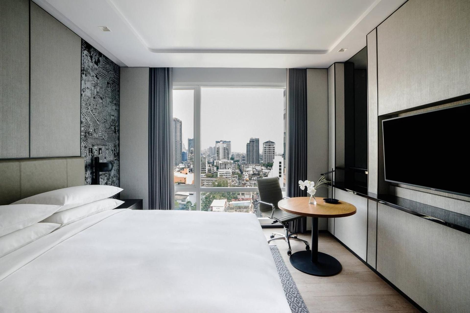 M Club lounge access, Suite, 1 King