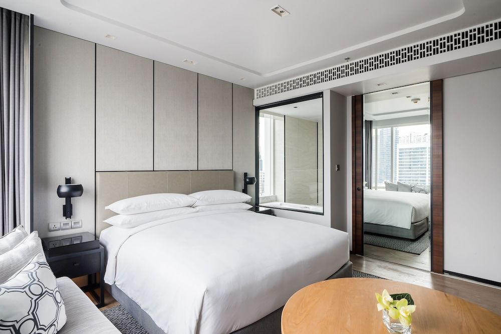 Suite, 3 Bedrooms