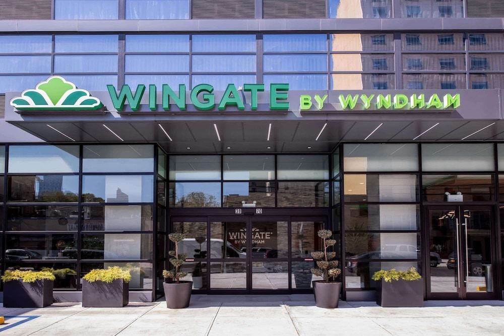 undefined Wingate by Wyndham Long Island City 9