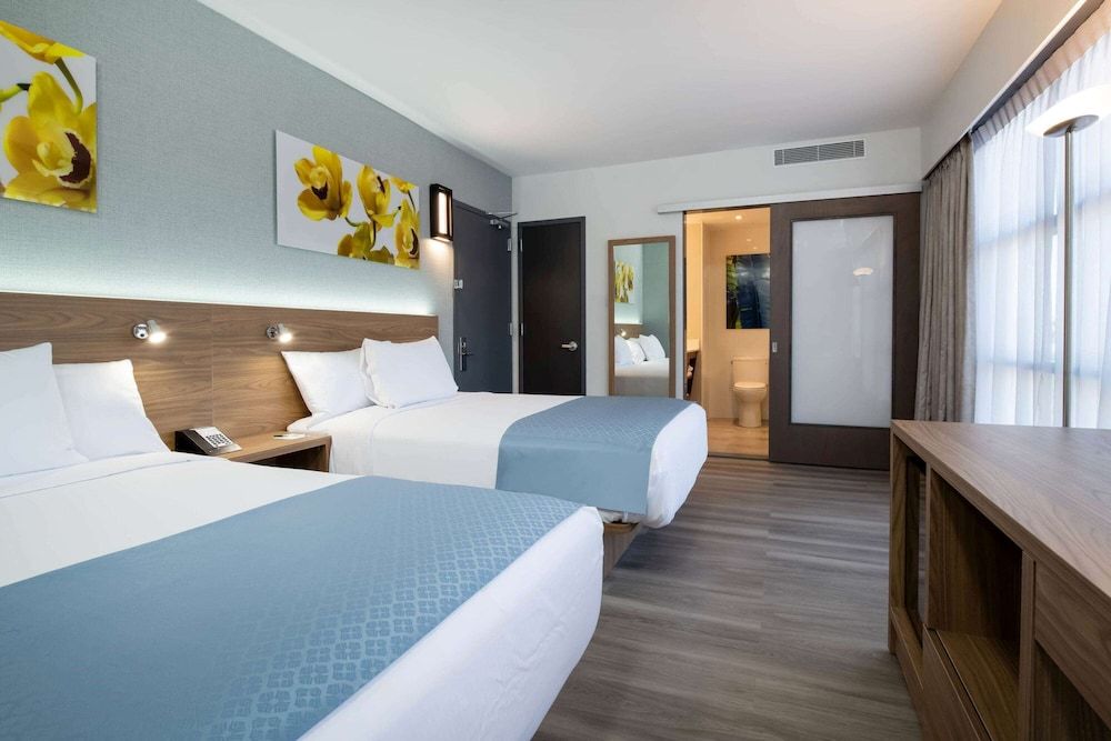 undefined Wingate by Wyndham Long Island City