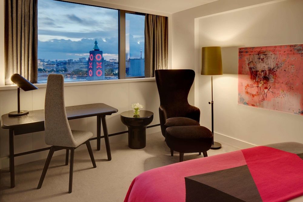 undefined Sea Containers London 2