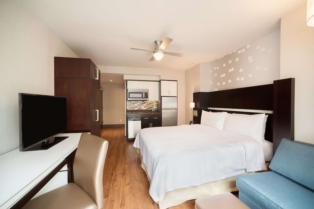 undefined Homewood Suites New York/Midtown Manhattan Times Square 9