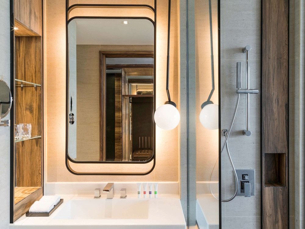 Swissôtel Jakarta PIK Avenue Premier Room, 2 Twin Beds 2