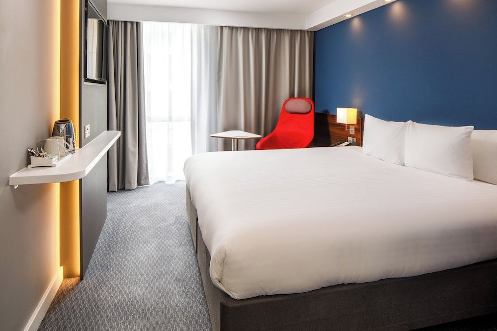 Holiday Inn Express London - ExCeL by IHG Standard Room, 1 Double Bed (with Free Hot Breakfast)