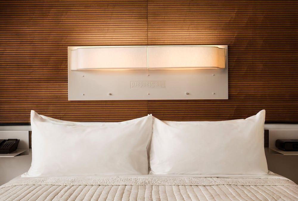 Premium Room, 1 King Bed (ADA)
