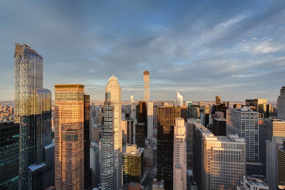 Courtyard by Marriott New York Manhattan / Central Park Room, City View 5