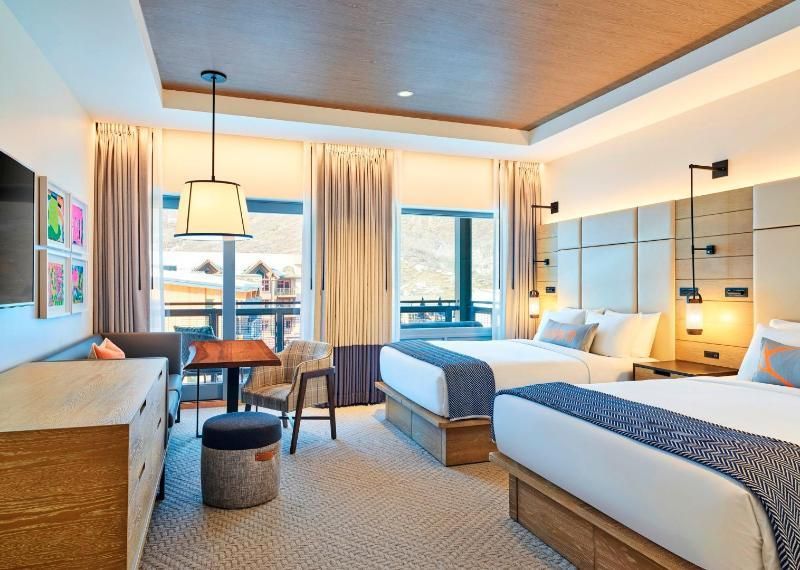 Grand Deluxe Queen Room with Two Queen Beds