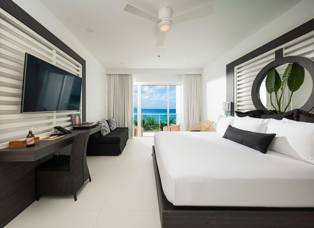 Junior Suite, 1 King Bed, Ocean View