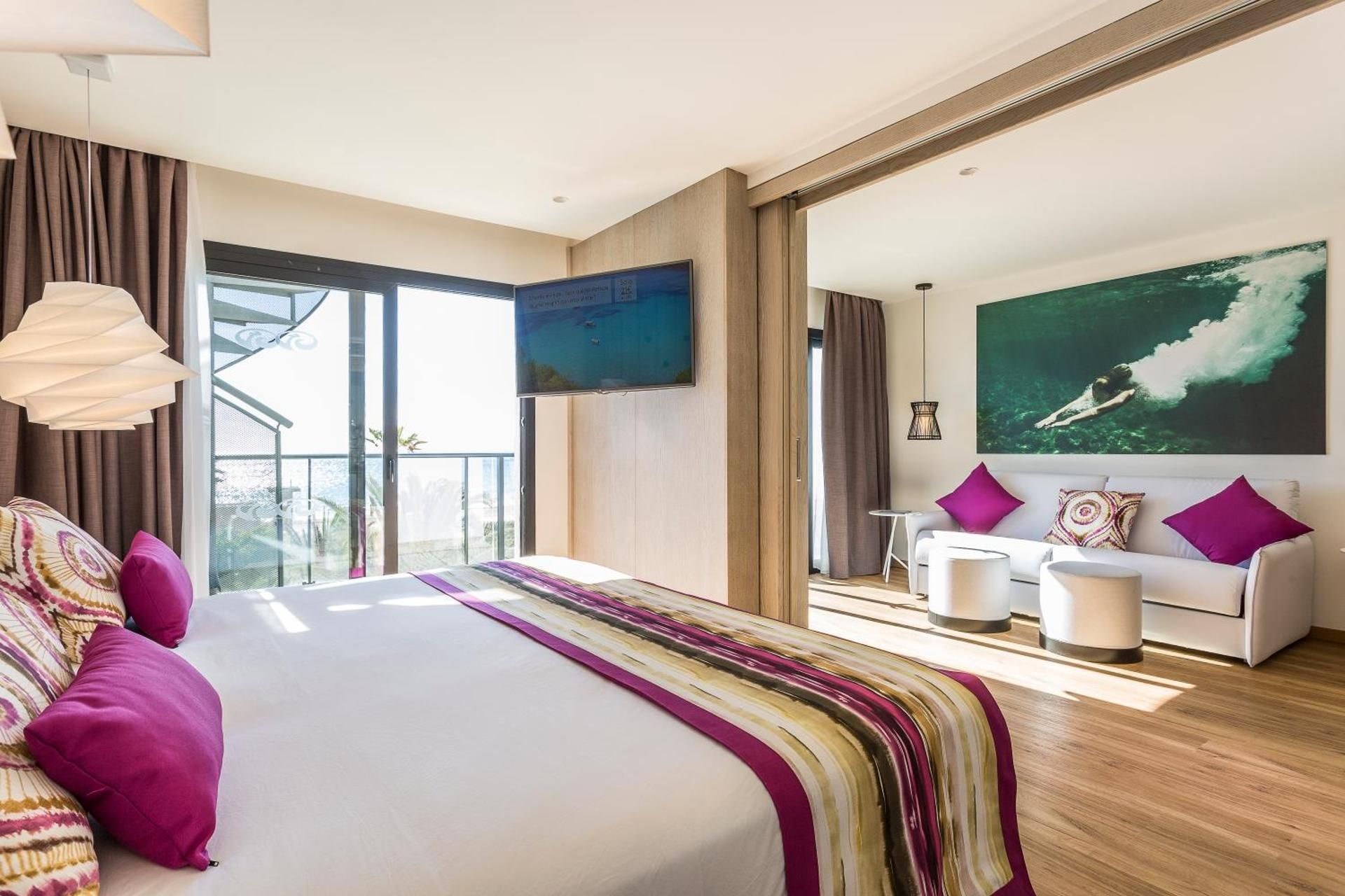 Suite Seafront View