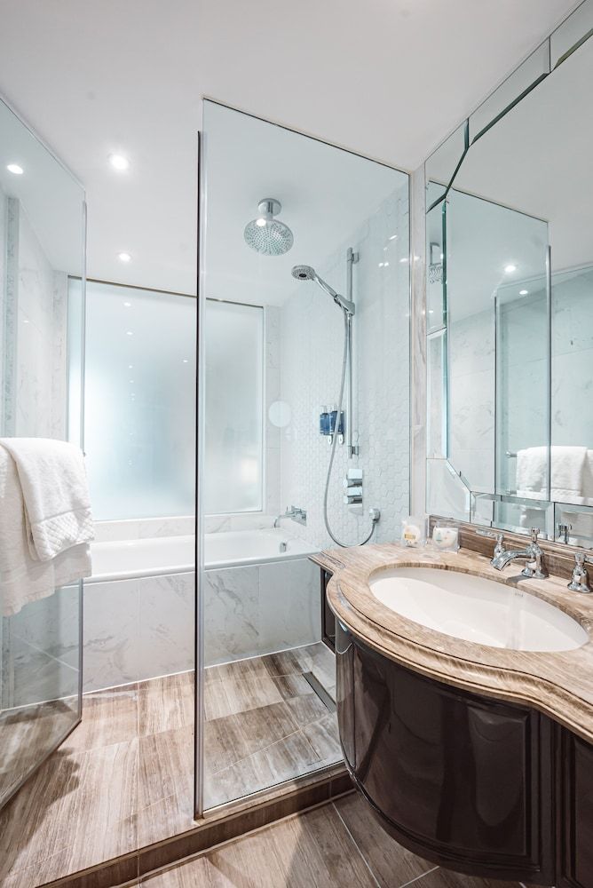 undefined Dorsett Shepherds Bush 8