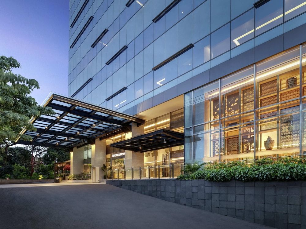 undefined Mercure Jakarta Gatot Subroto 3