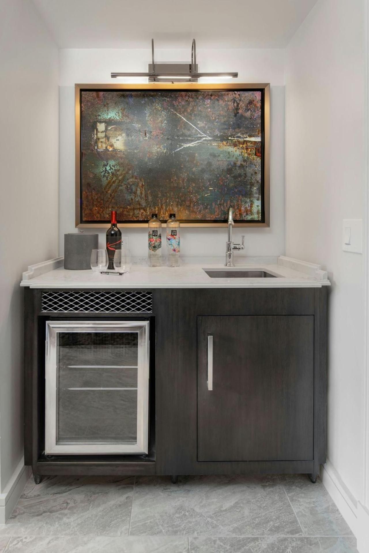 One-Bedroom Bi-Level King Loft with Sofa Bed