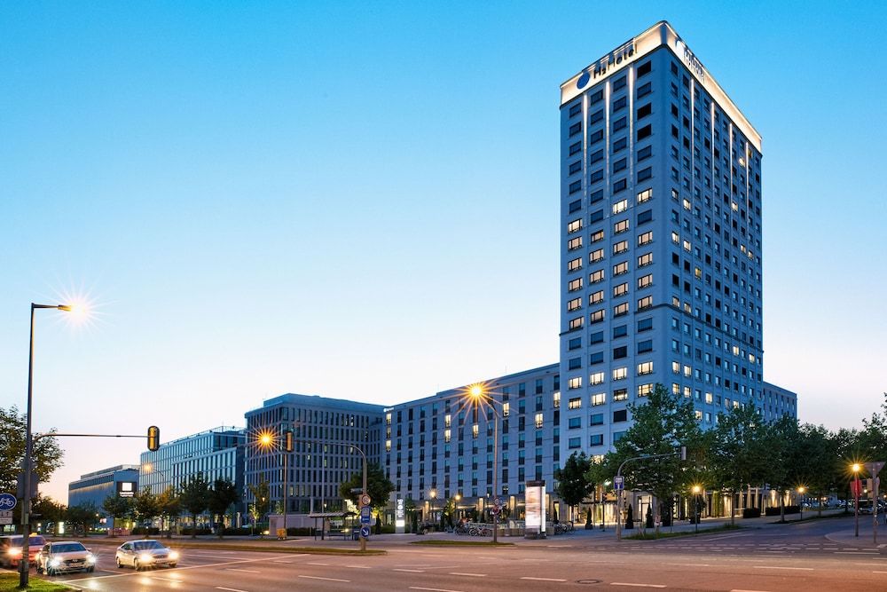 undefined H2 Hotel München Olympiapark 6