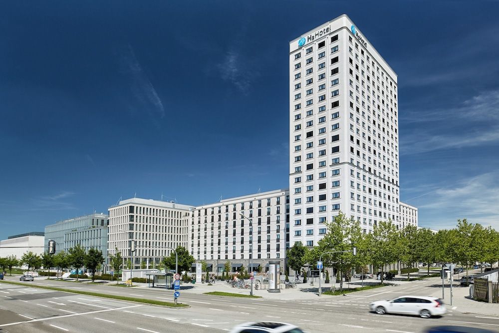 undefined H2 Hotel München Olympiapark 7