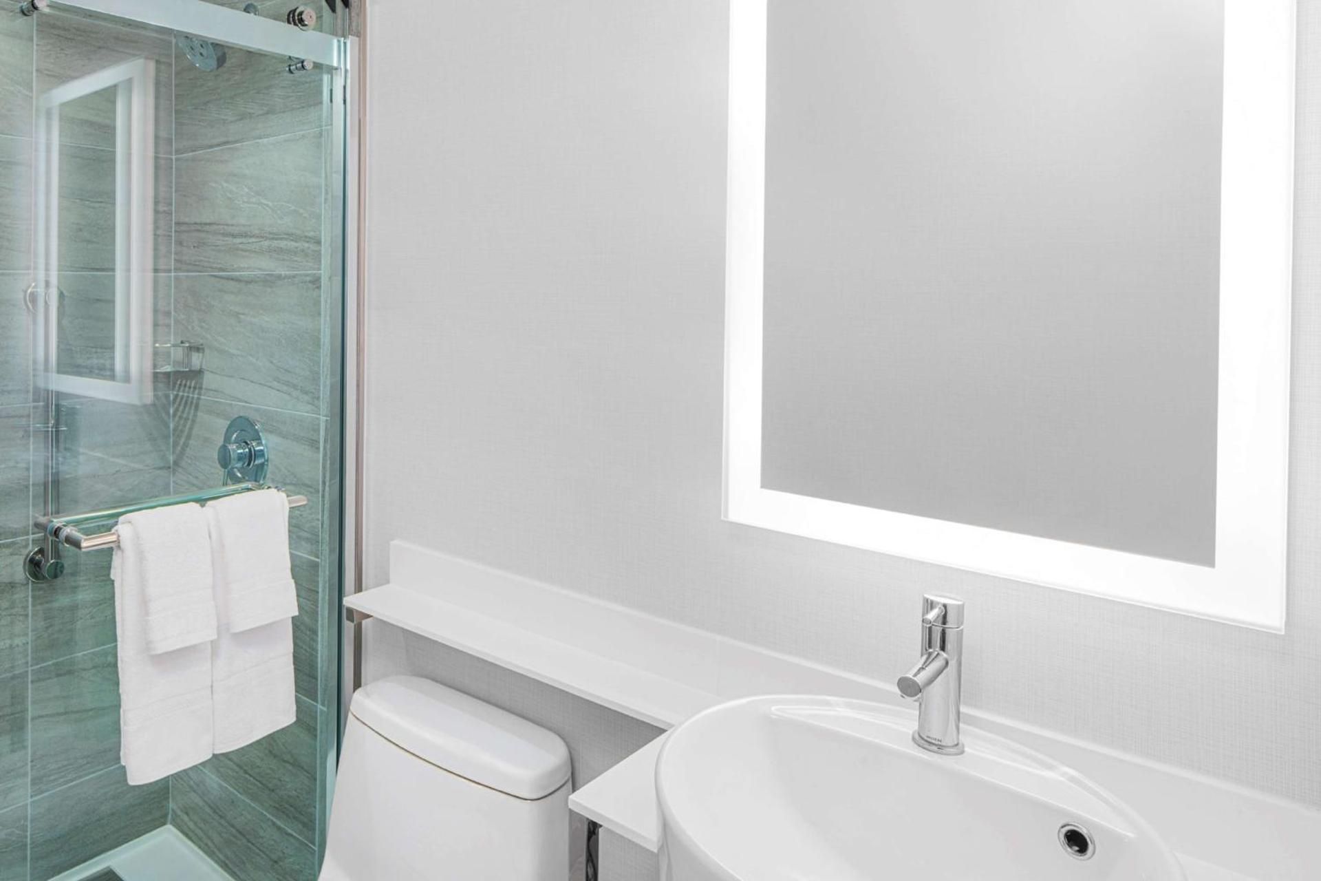 undefined Doubletree by Hilton New York Times Square South 5