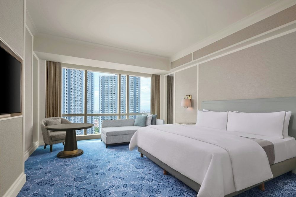 Club Room, 1 King Bed