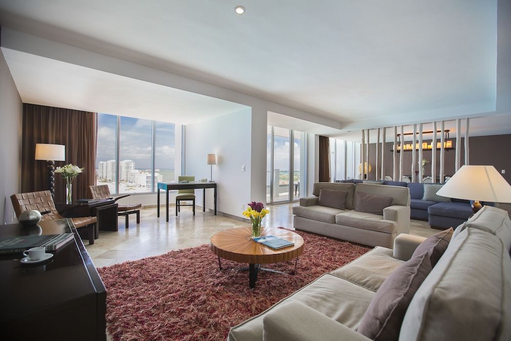 Krystal Grand Cancun All Inclusive