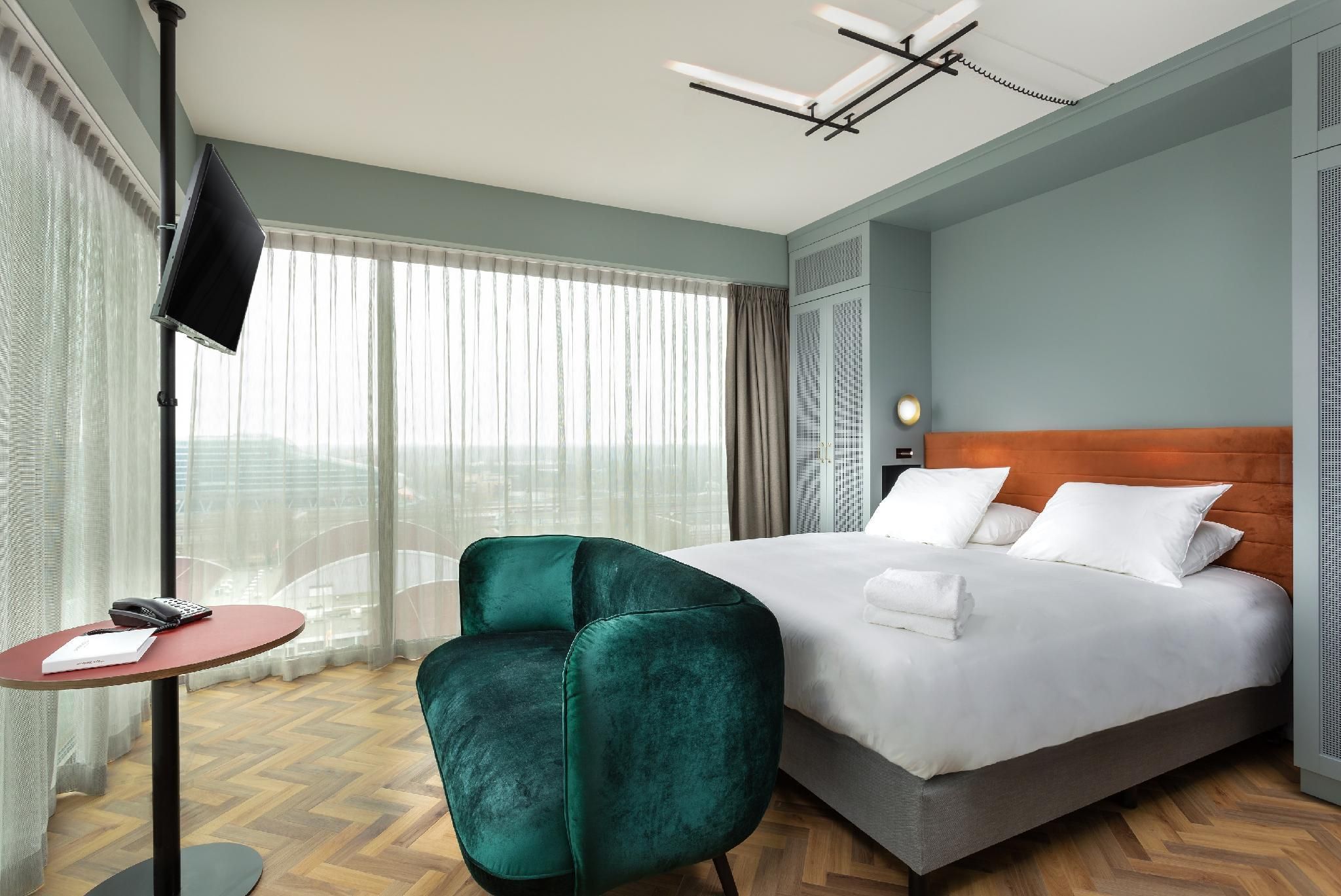 undefined Olympic Hotel 9