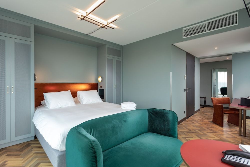 undefined Olympic Hotel