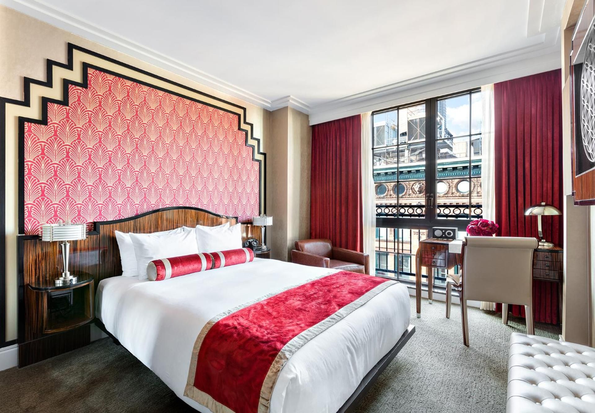 Grove Queen Empire View