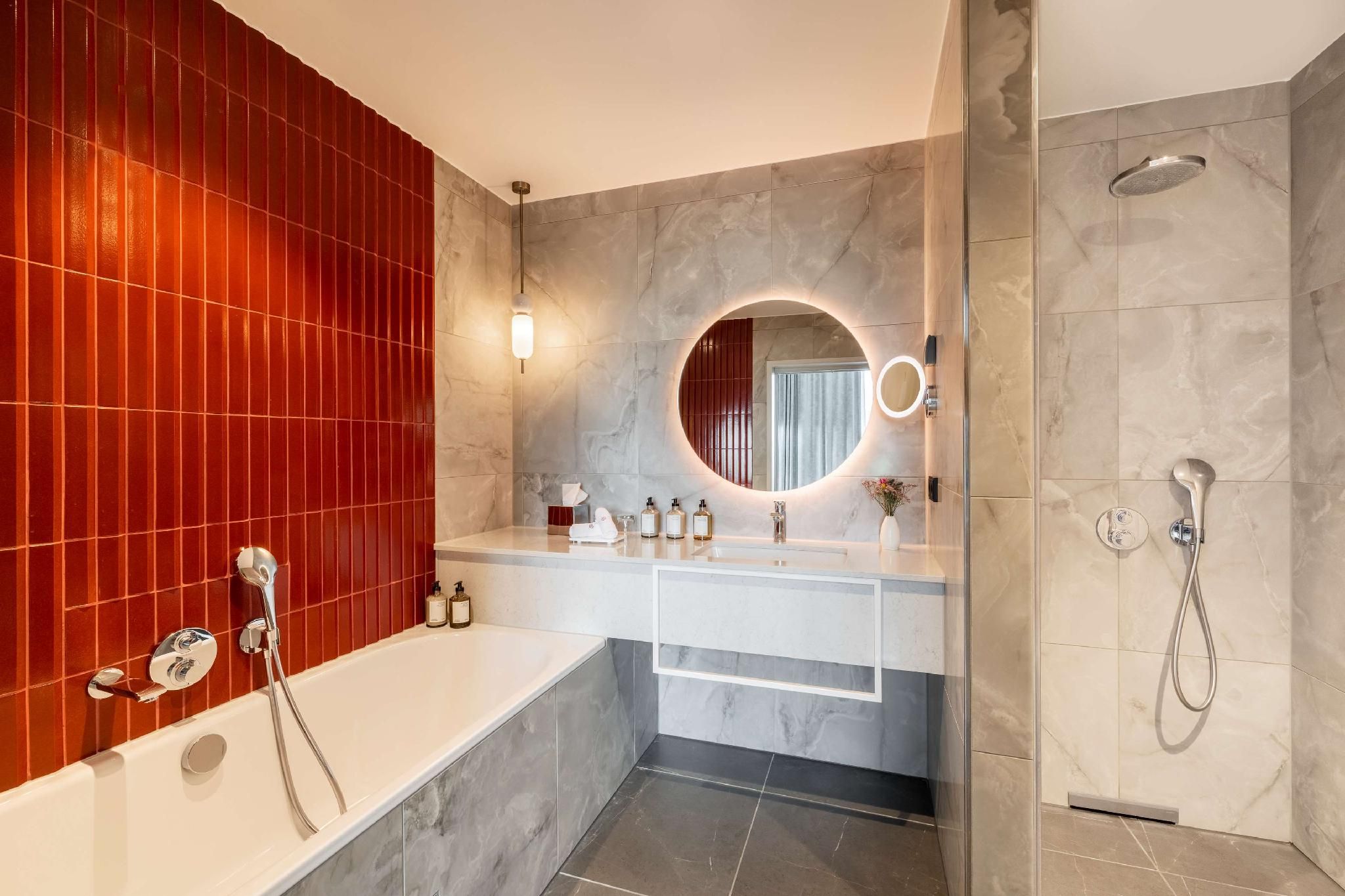 Superior Waterfront with View