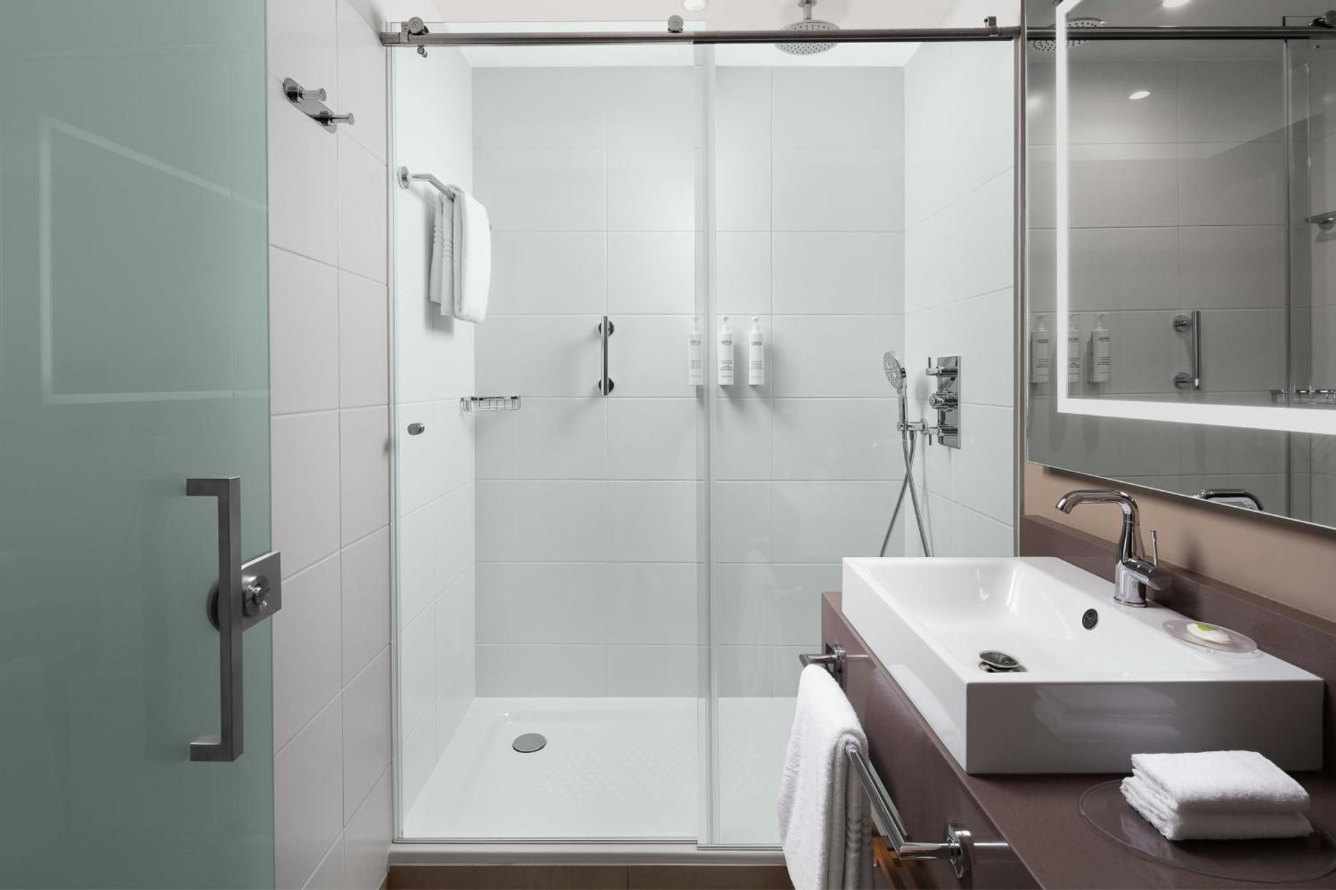 Murphy Junior Suite