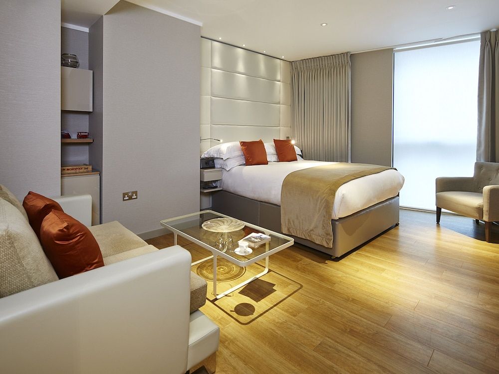 undefined Cheval Three Quays at The Tower of London 4