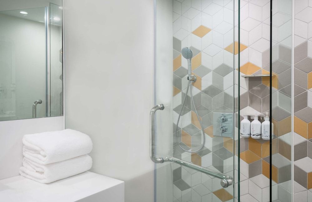 undefined YOTELAIR Singapore Changi Airport 6