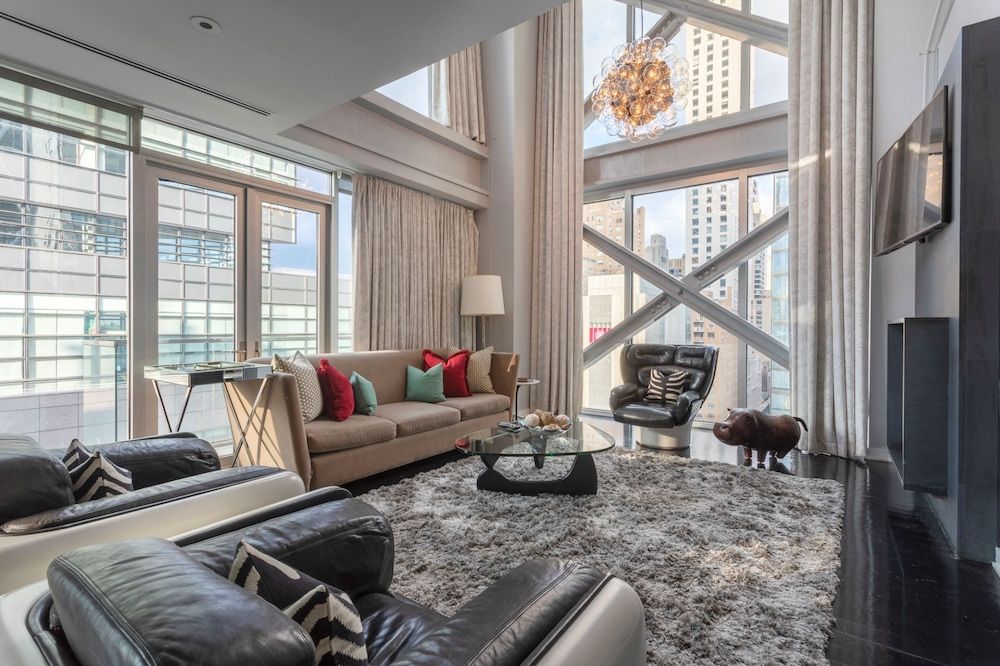 6 Columbus Central Park Hotel