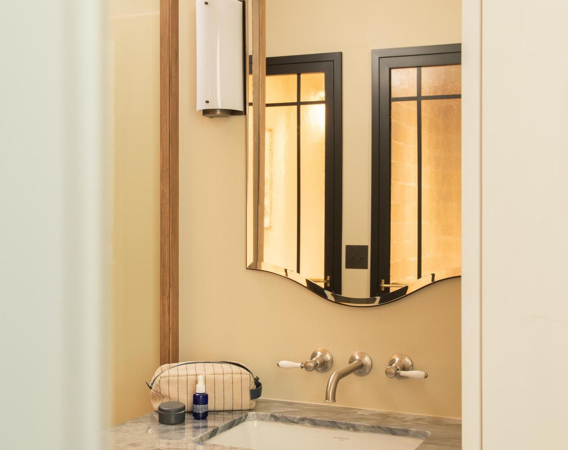 undefined The Hoxton Downtown LA 9