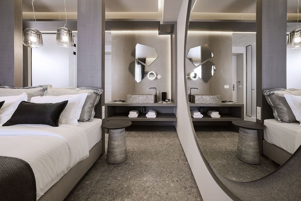 Amazon Mykonos Resort & Spa Sunset Deluxe Sea View Suite 3