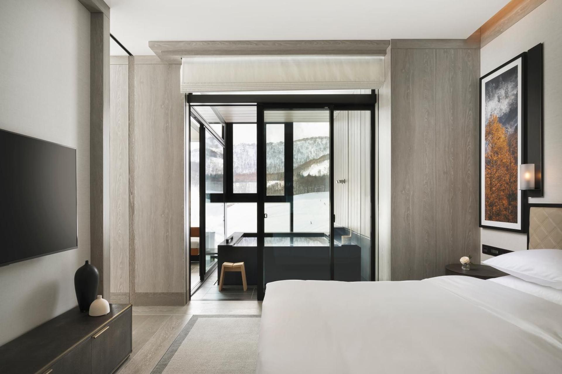Park Suite Deluxe With Onsen (1 King Bed)