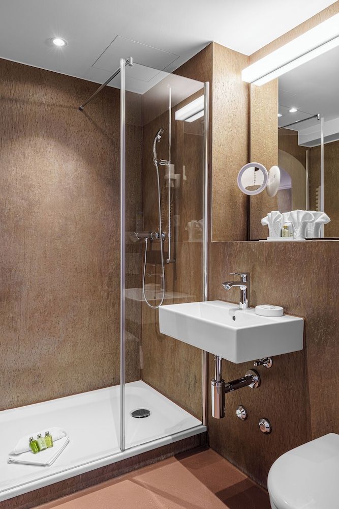 Hotel Du Nord Twin Room 7