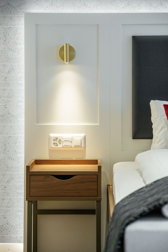 Hotel Du Nord Deluxe Twin Room 9