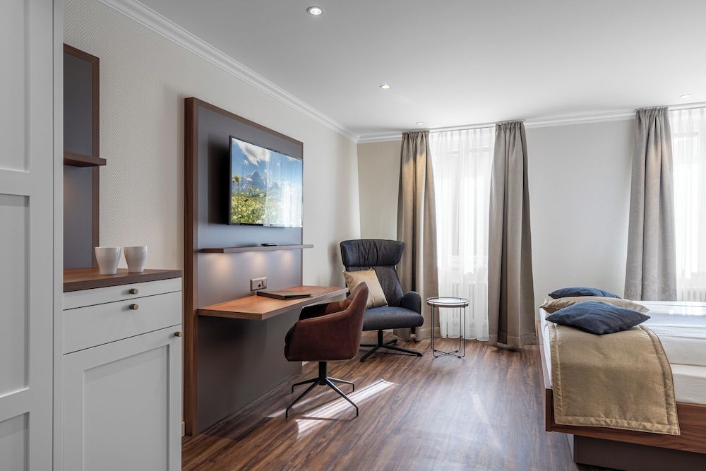 Hotel Du Nord Twin Room 9