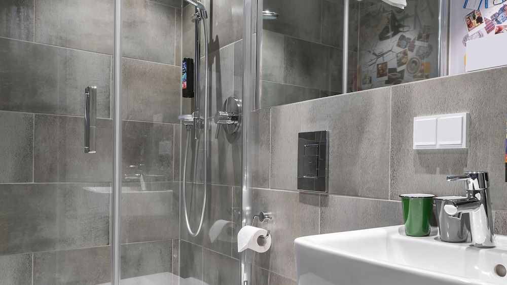 Holiday Inn - the niu, Charly Frankfurt City by IHG Standard Room 8