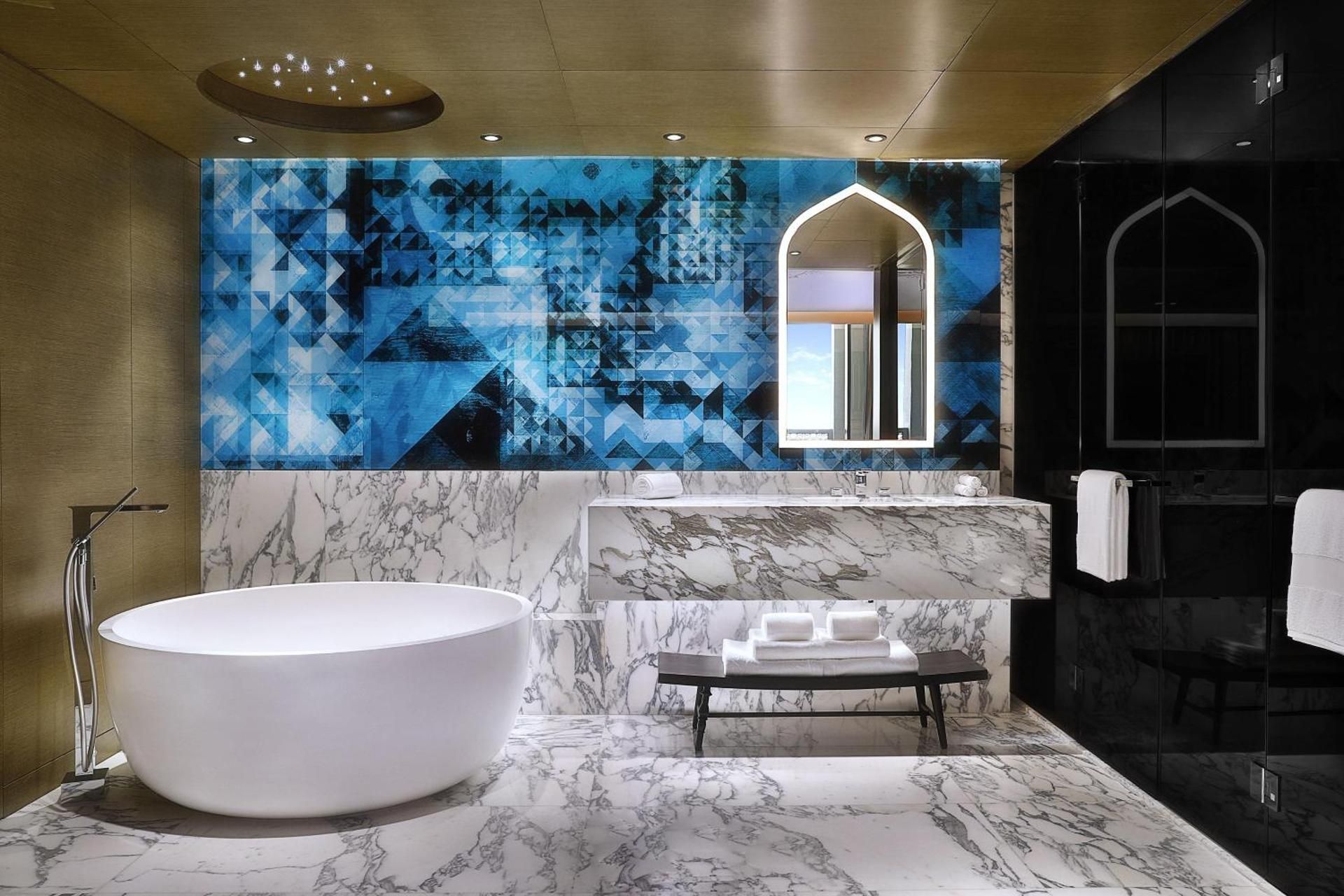 undefined W Muscat 5