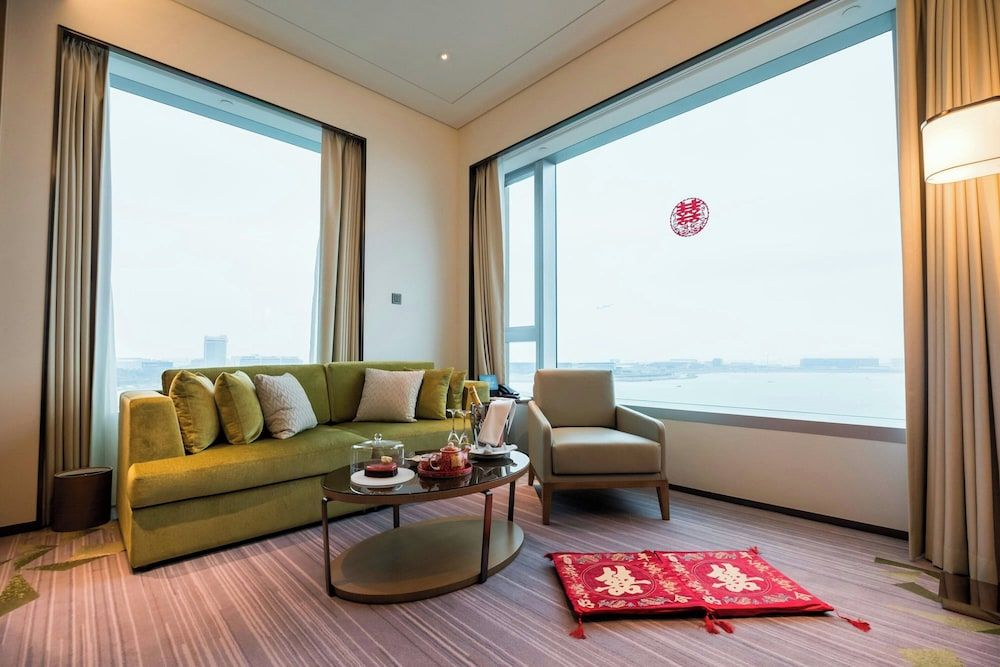 undefined Sheraton Hong Kong Tung Chung Hotel 3