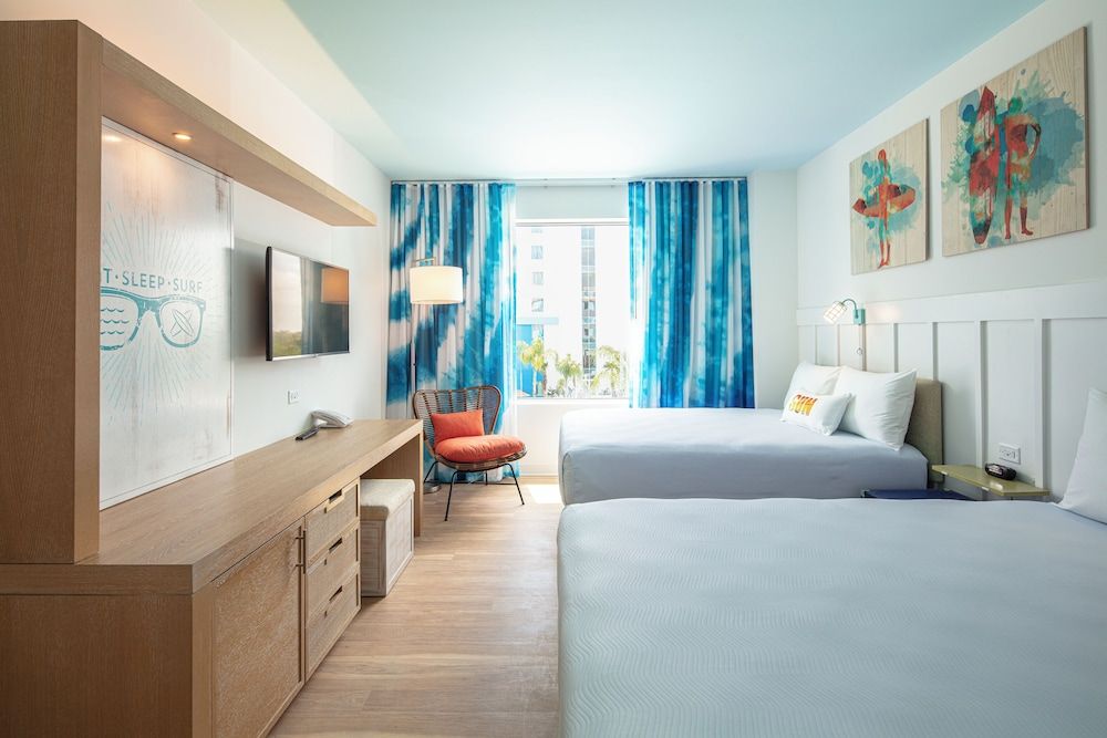 undefined Universal's Endless Summer Resort - Surfside Inn and Suites 3