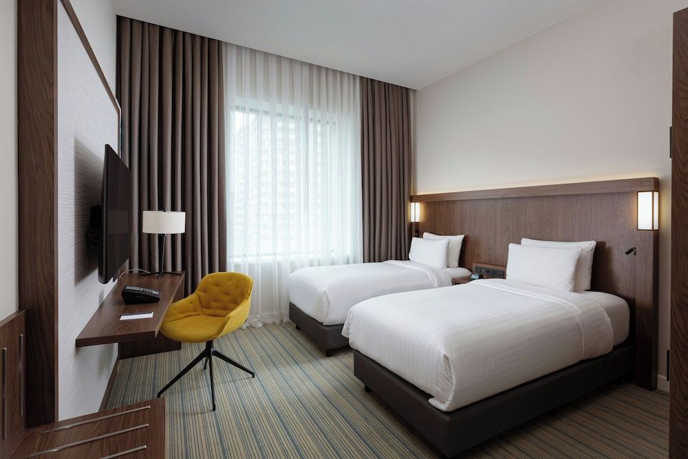 Courtyard by Marriott Baku Room, 2 Twin Beds 3