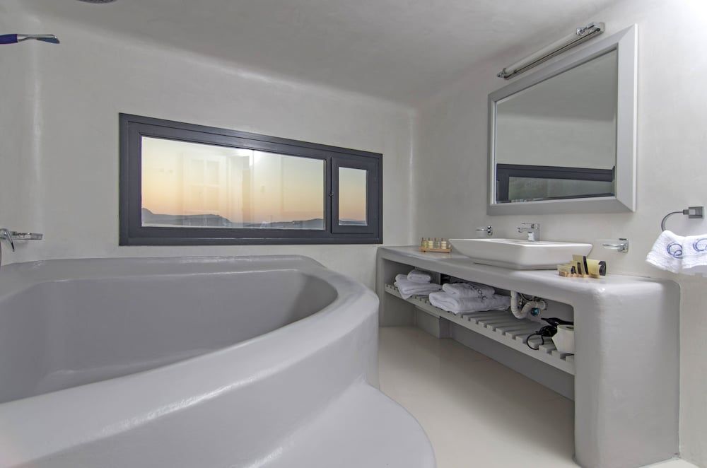 Ambassador Villa 2 Bedrooms with Private Pool
