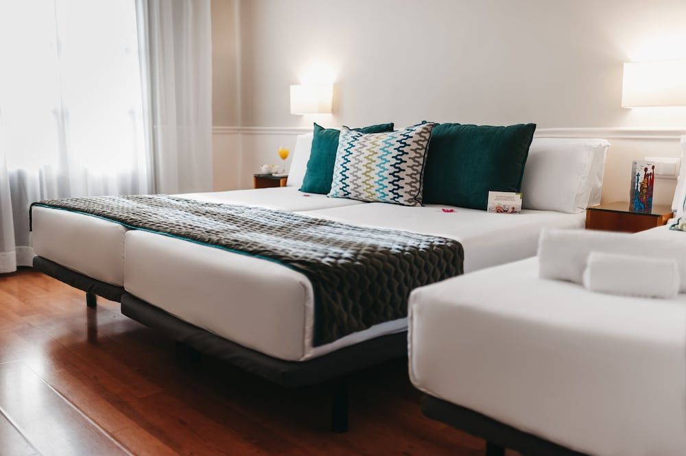 undefined Oriente Atiram 7