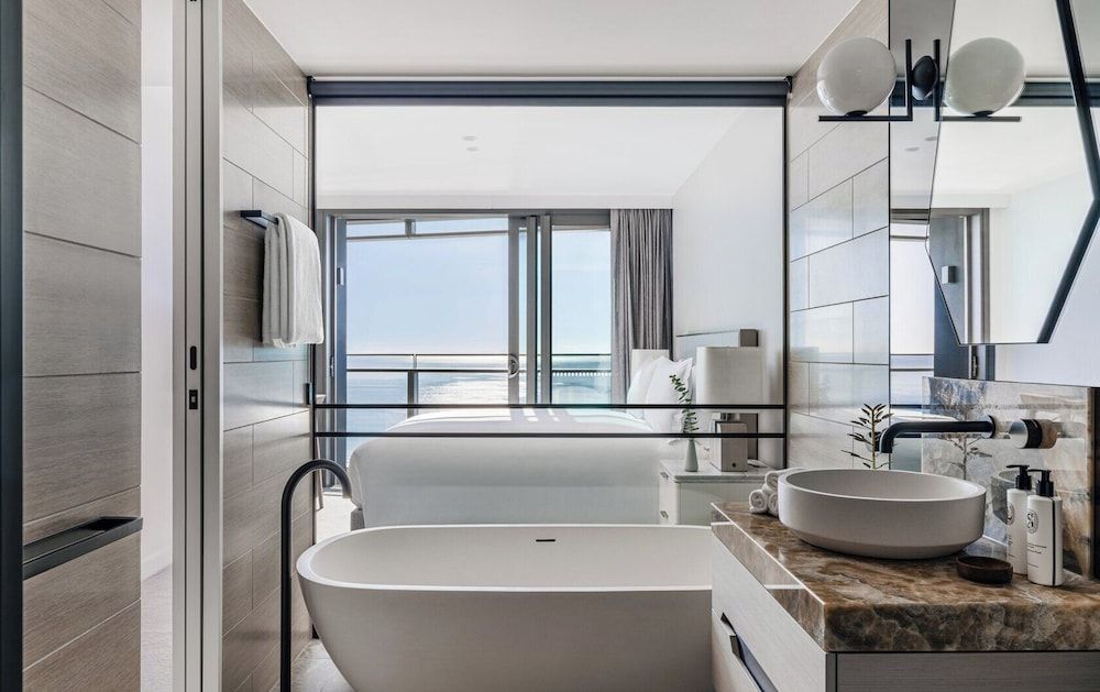 Two Bedroom Ocean King Skyline Residence