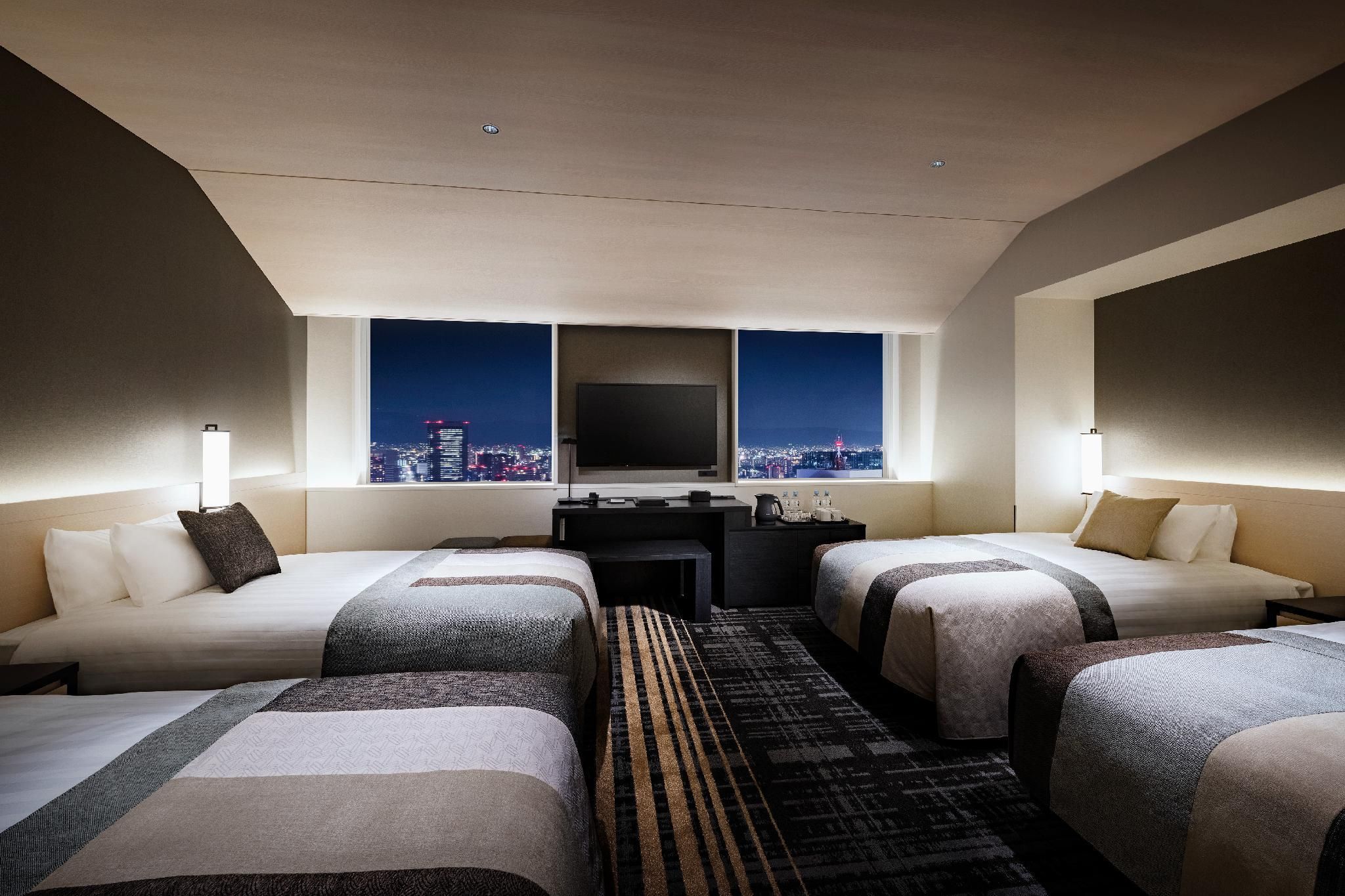 30th-High Floor Quadruple Room - Non-Smoking