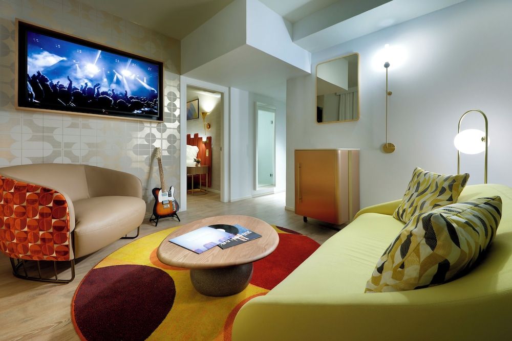 undefined Hard Rock Hotel Marbella – Puerto Banús 7