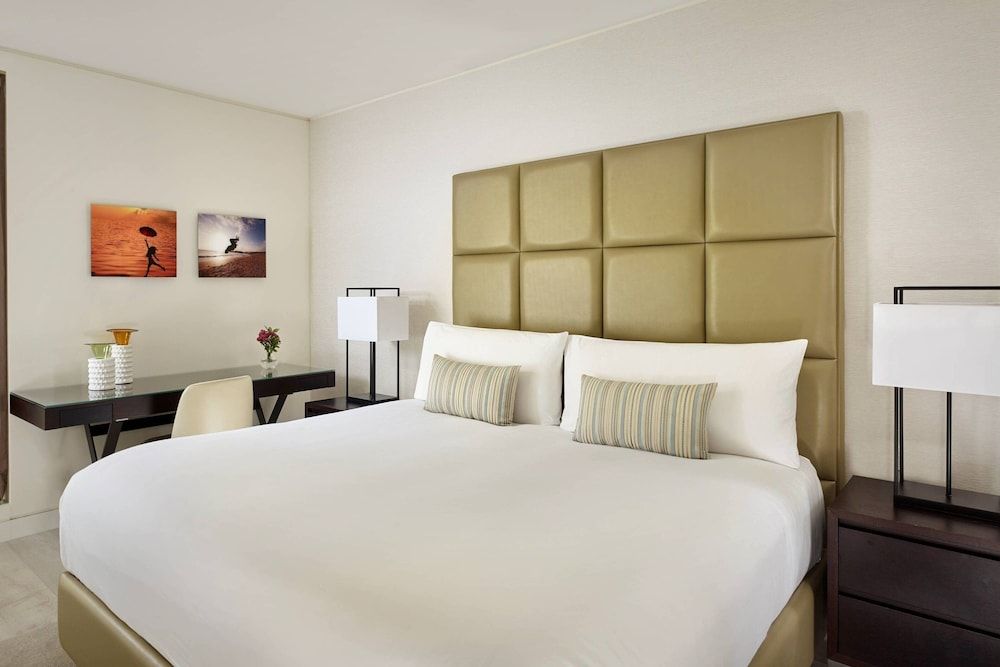 Executive Suite, 1 Bedroom, Corner