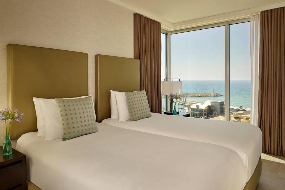 Suite, 1 Double Bed, Balcony, Sea View