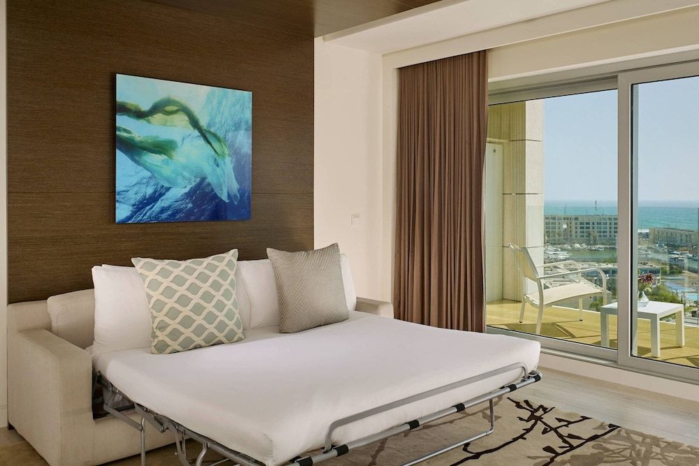 Executive Suite, 1 Bedroom, Corner