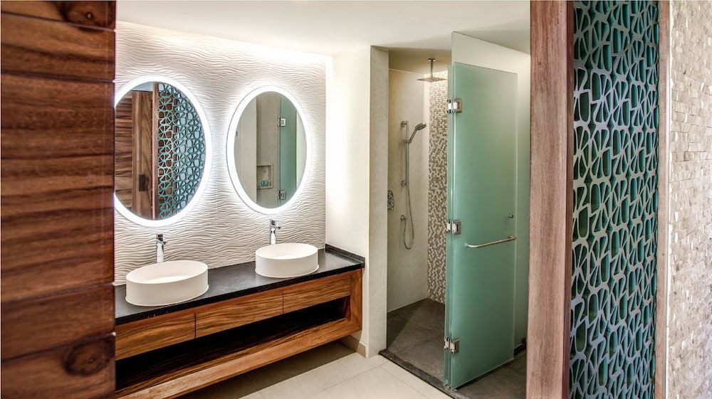 Palmaïa-The House of AïA: All Inclusive Wellness Resort Queen Suite 4