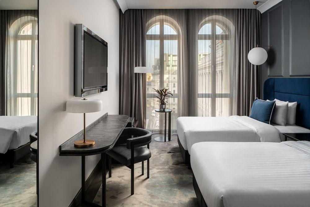 The Marmorosch Bucharest, Autograph Collection Silver, Guest room, 2 Twin